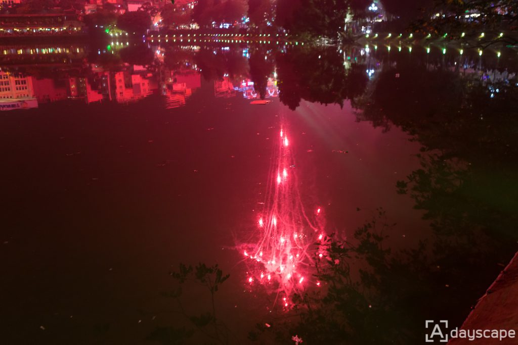 Hoan Kiem Lake 11