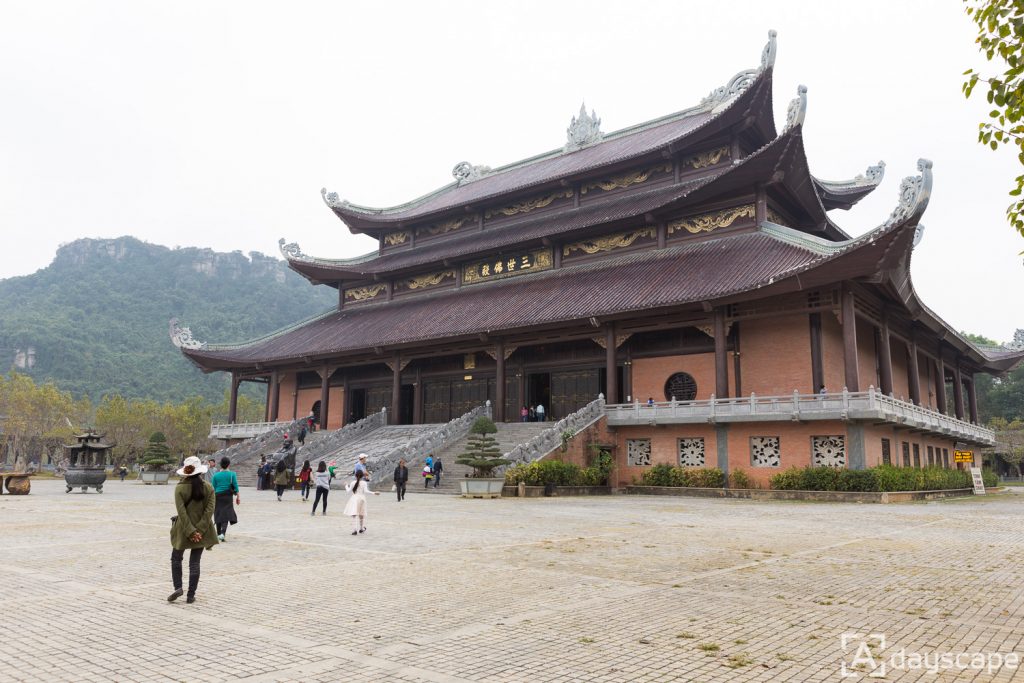 Bai Dinh Pagoda 3