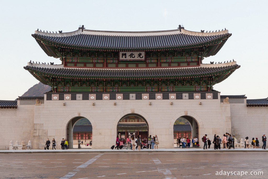 Gwanghwamun Square 04