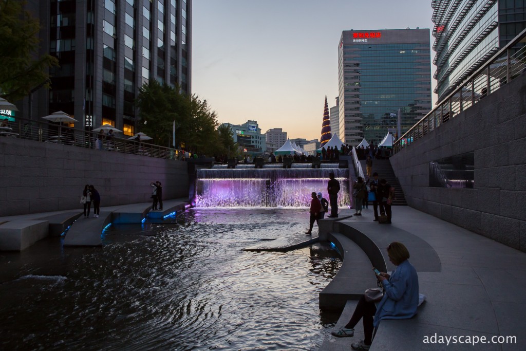 Cheonggyecheon 02