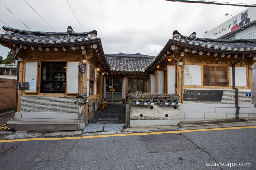 Bukchon Hanok Village 11