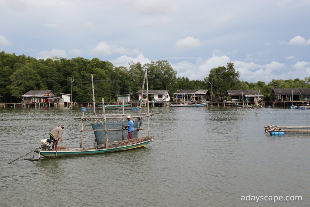 ชุมชนไร้แผ่นดิน-4