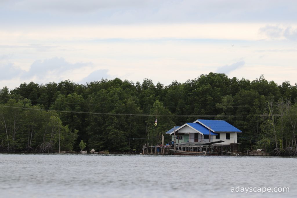 ชุมชนไร้แผ่นดิน-8