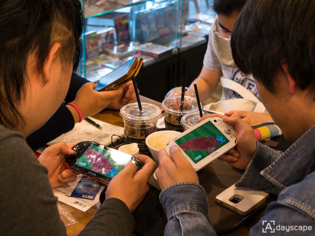 Retro Cafe Trader 8