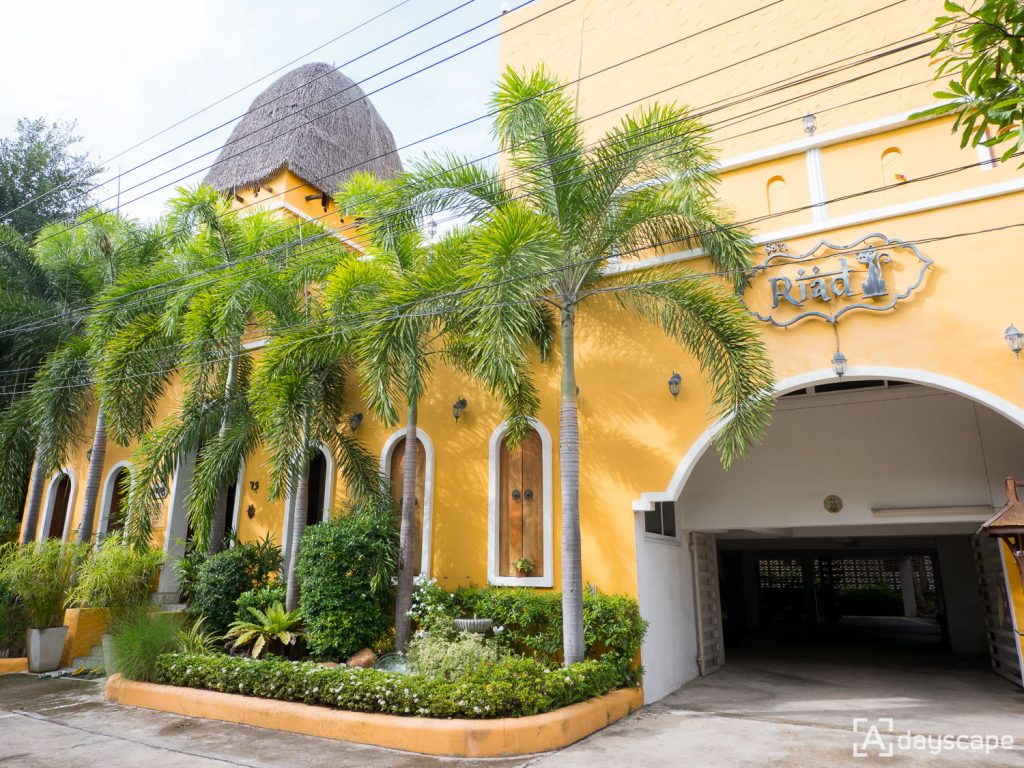 Riad Hua Hin ริยาจ หัวหิน 2