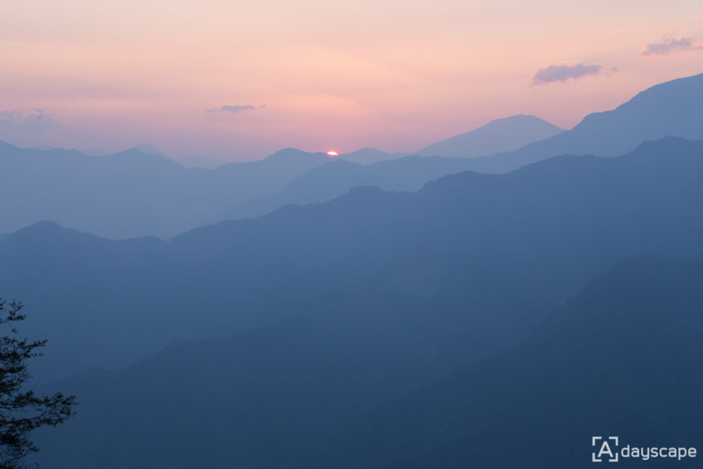 Alishan Sunrise 1